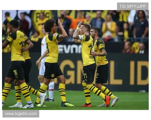 桑德斯50号秀表现惊艳15投8中砍下全场最高25分助球队获胜